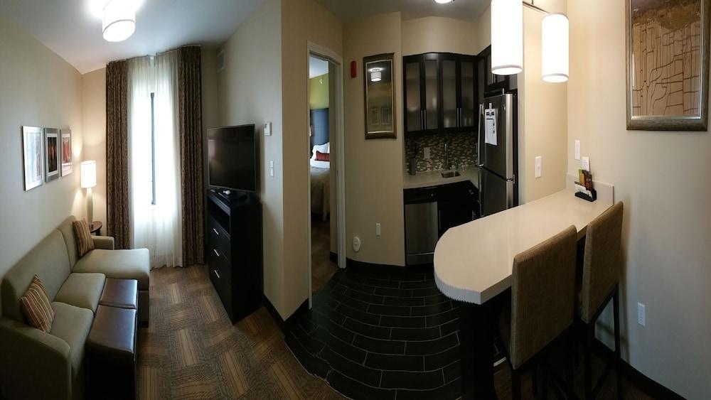 Staybridge Suites Merrillville By Ihg Zewnętrze zdjęcie