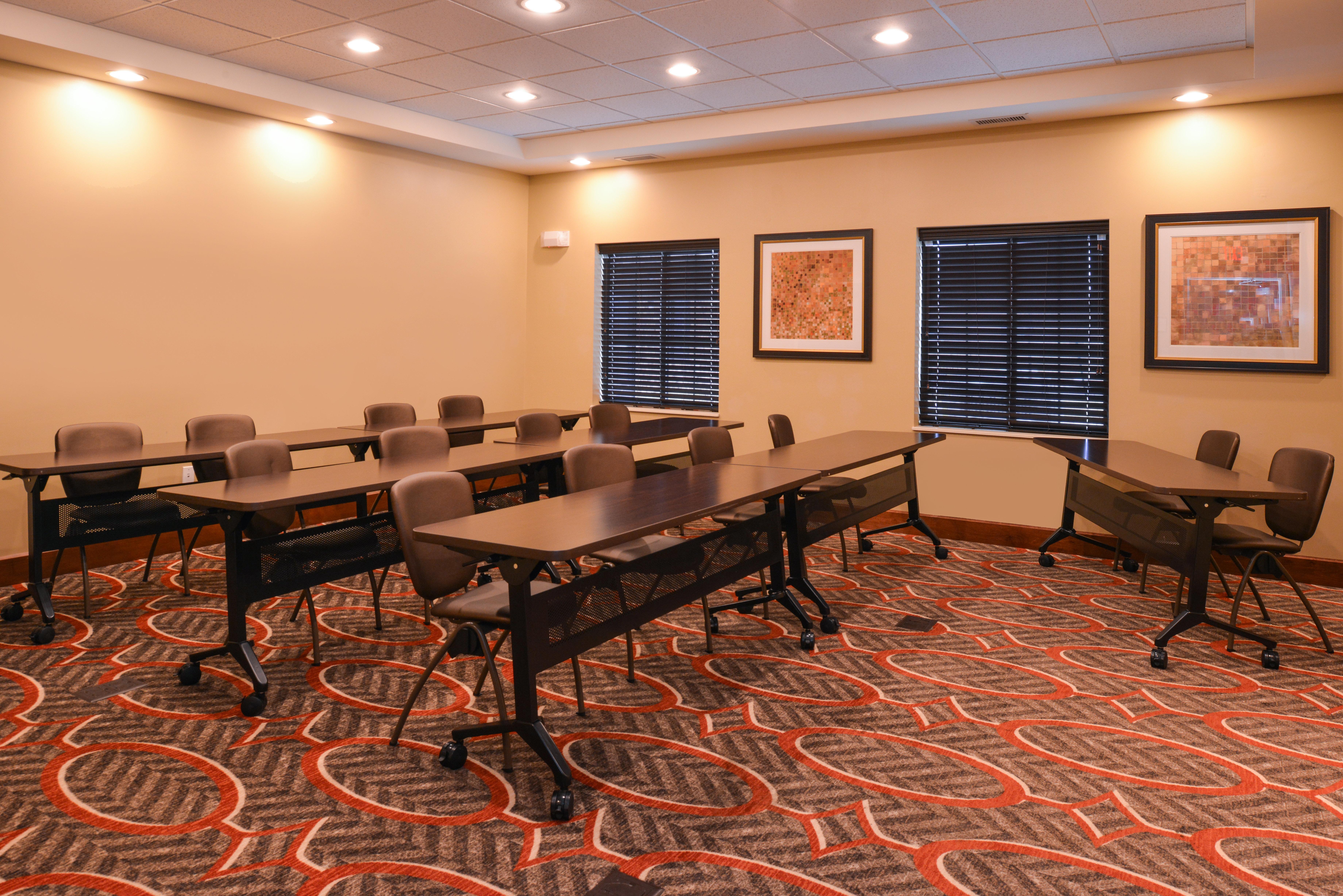 Staybridge Suites Merrillville By Ihg Zewnętrze zdjęcie